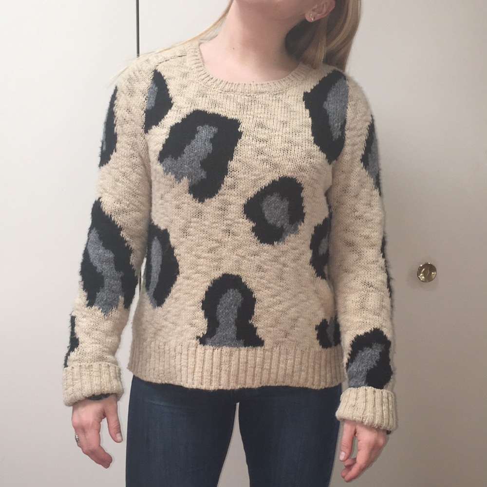 Anthropologie leopard printed cable knit sweater